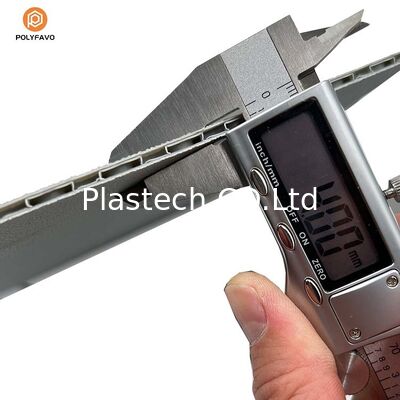 5mm 1200gm Grau 2440x1220 4x8ft Kunststoff-PP-Honigsackplatte für Industrieverpackungskiste