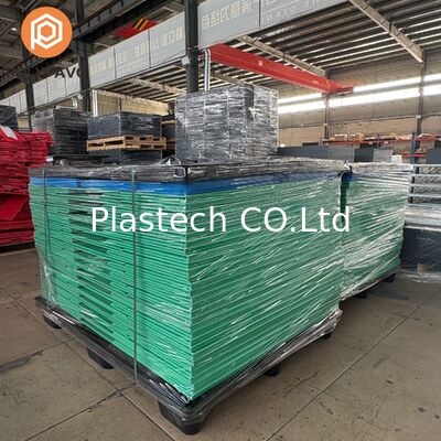 Palettenstapelbare Versandkartons 1220 * 1140 * 900 mm Faltbare Kunststoffpalette Waben-Sleeve-Box Panel-Sleeve-Box