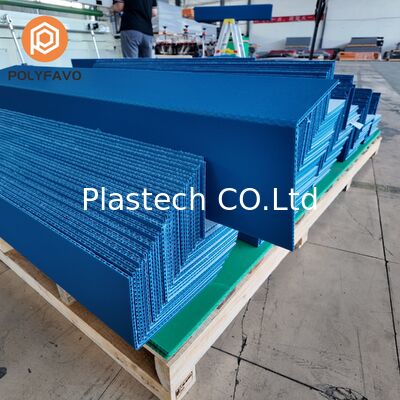 Flame Retardant Stair Protection Board 5mm PP Honeycomb Panel Felt Covered One Piece Bent Edge Stair Tread Protector Indoor